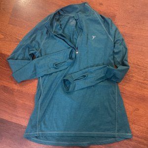 NWT Old Navy active 1/4 Zip Pull Over - thumbholes